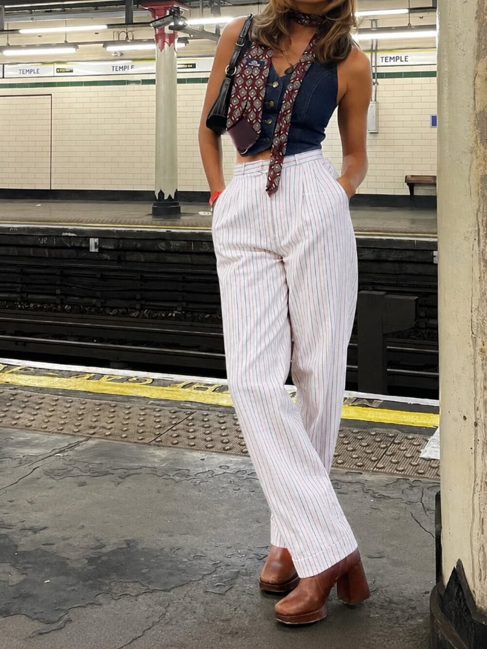70's Pinstripe High Waisted Trousers Size 7/8 Tapered Pleated Stripes